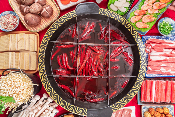 金宮，金宮雞精，金宮味精，金宮火鍋底料，金宮香腸臘肉調(diào)料，金宮小龍蝦調(diào)料，金宮魚(yú)調(diào)料，金宮調(diào)料定制，金宮調(diào)味品定制